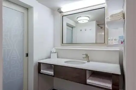 Hampton Inn & Suites Florence Center - 25