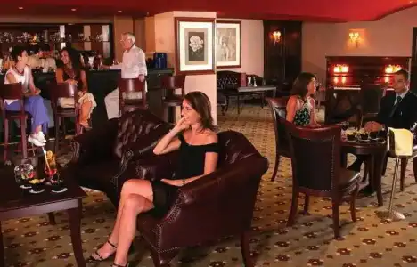 Royal Plaza - 5