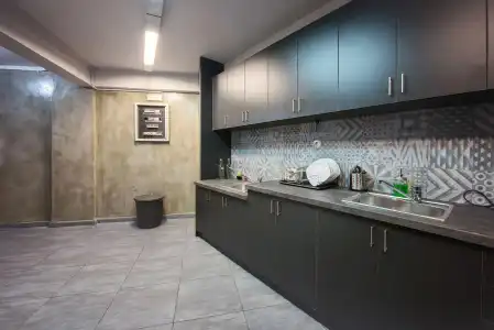 Bedbox Hostel - 11