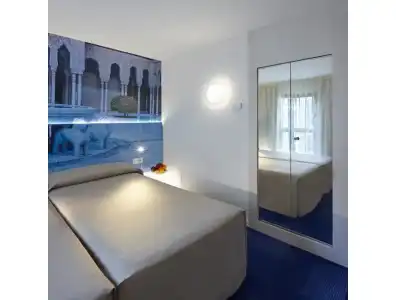 Macià Granada Five Senses Rooms & Suites - 63