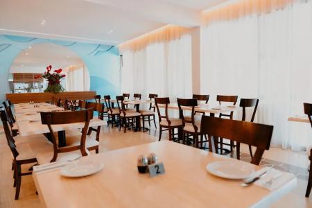 Penelope Beach Apts - 23