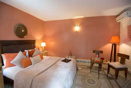 Riad l'heure D'été - 1