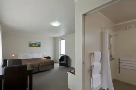 Atrium on Ulster - 31