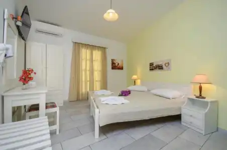Francesca - 50