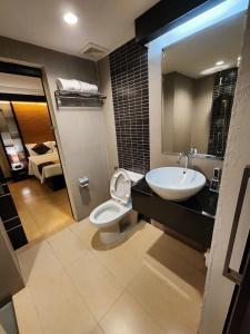 Sky Dome Resotel - 102