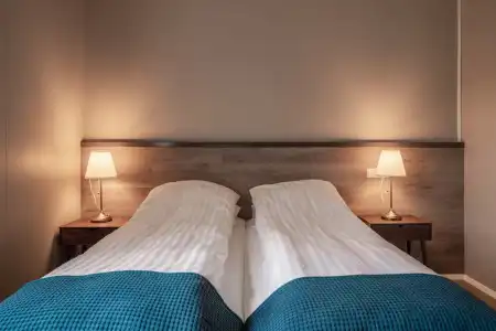 Holt Inn - 97