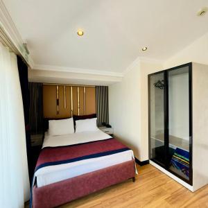 Regency World&Suites - 25