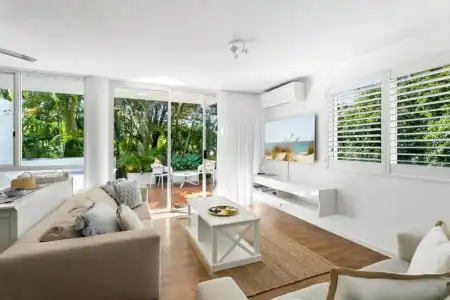 Noosa Tropicana - 37