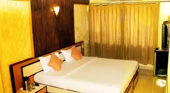 Mina International - 63