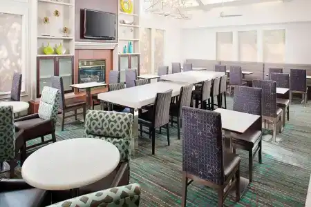 Residence Inn By Marriott Dallas Park Central - 19