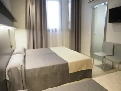 Hostal Benidorm - 31