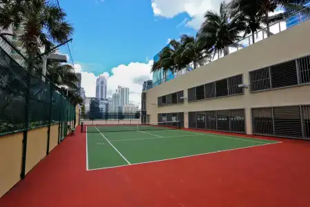 Pelican Residence at One Broadway - 21