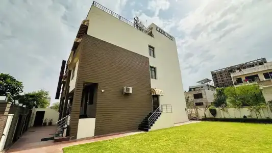 OYO 4646 Hari Villa - 0