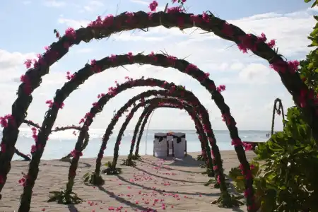 Palm Beach Island Resort & Spa Maldives - 38