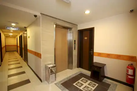OYO 227 City Park - 13