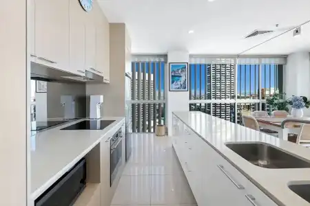 ULTIQA Air On Broadbeach - 115