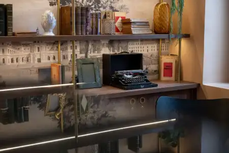 Hôtel Kyriad Paris 10 — Canal Saint Martin-République - 20