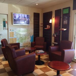 ibis Carcassonne Est La Cité - 1