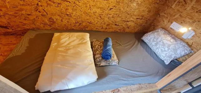 Bee Hostel - 5