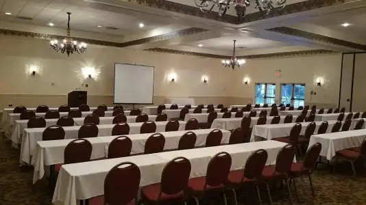 Legacy Resort & Spa - 13