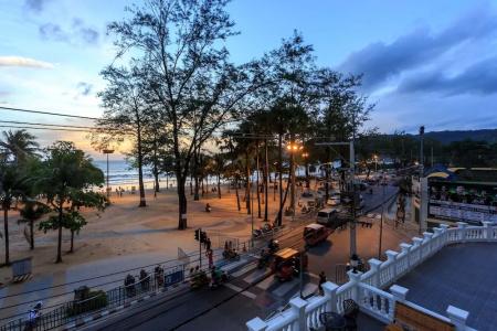 Island Patong Beachfront Apartments - 12