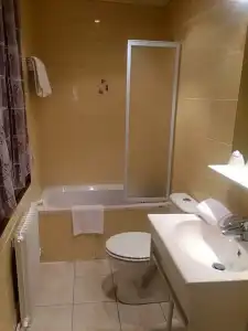 Hôtel le Chantilly - 82