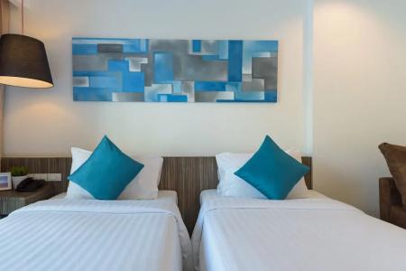J Residence - 114