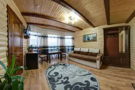Villa Anet - 83