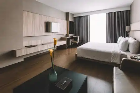 Adelphi Suites Bangkok - 49