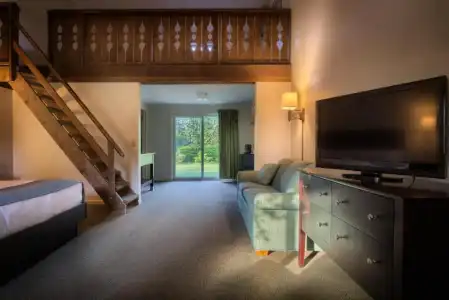 Sun & Ski Inn and Suites - 97