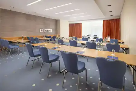 Hilton Dusseldorf - 45
