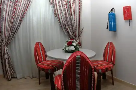 Al Liwan Suites - 6
