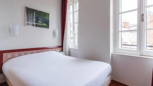 Hôtel Ours Blanc Centre - 13