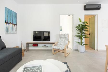 Cozy Corner Luxury Apartments - 5