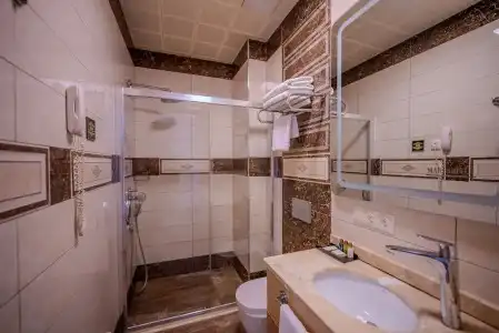 Mari Suites - 100