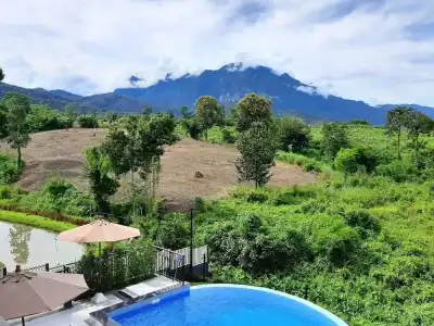Buraphat Resort - 200