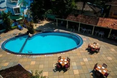 Scirocco Resort - 8