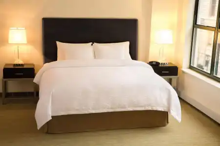 Hampton Inn & Suites Los Angeles/Hollywood - 29