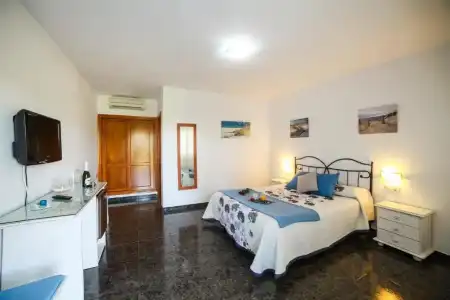 Hostal El Levante - 64