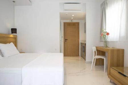 Smile Inn - 1