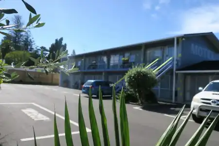 Roselands Motel - 43