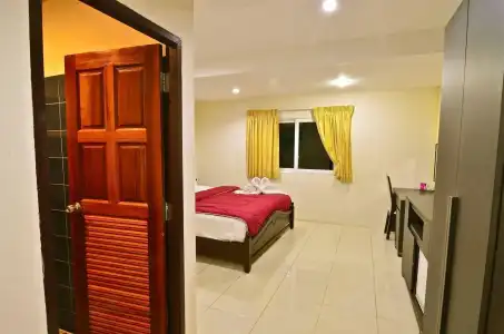 Square One Patong - 22