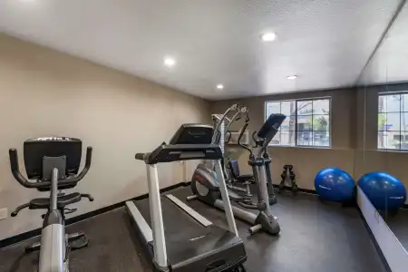 Best Western Plus Las Vegas West - 26