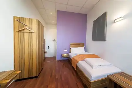 AMH Airport-Messe-Hotel - 26