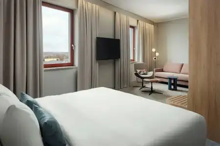 Courtyard By Marriott Pilsen - 81