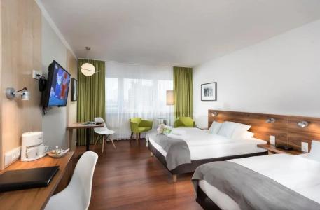 Best Western Ambassador - 66