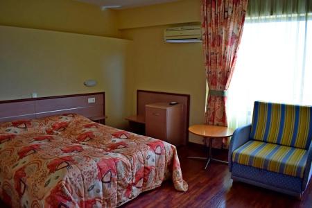 Royal Beach - 37