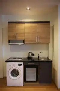 Metro City Apartments - 10