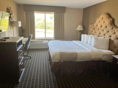 Comfort Inn & Suites Madison East Interstate I-90 - 48