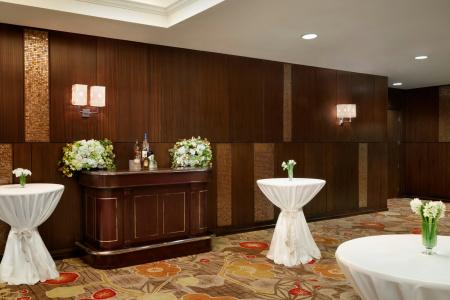 Embassy Suites Los Angeles - Glendale - 10